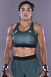 Gisele 'Gi' Moreira